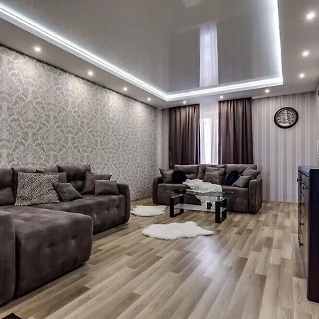 Vip Garden 7 Apartment